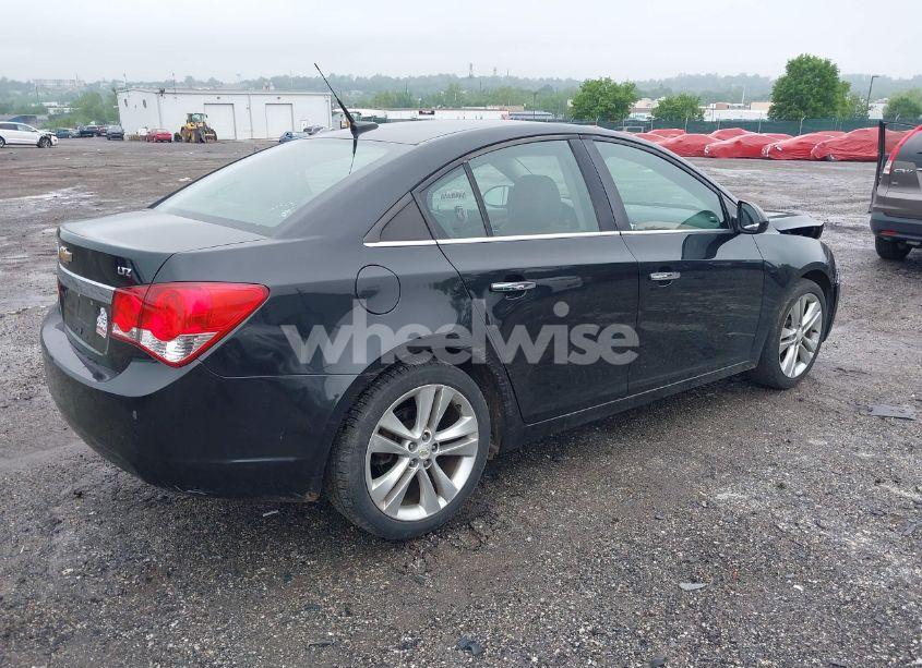 Photo 4 of 2011 Chevrolet Cruze LTZ (VIN 1G1PH5S90B7239566)