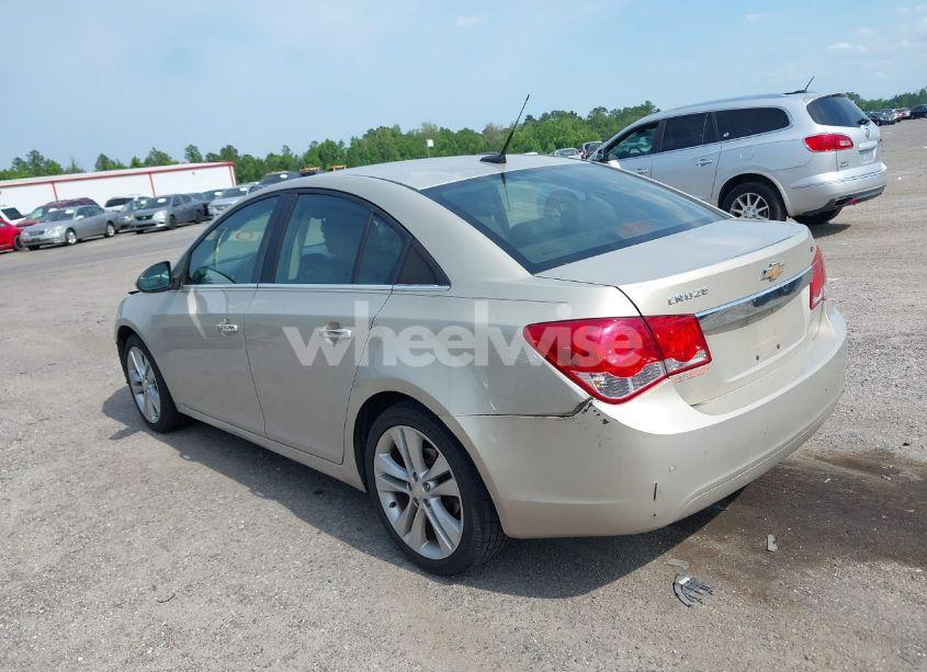 Photo 3 of 2011 Chevrolet Cruze LTZ (VIN 1G1PH5S92B7273850)
