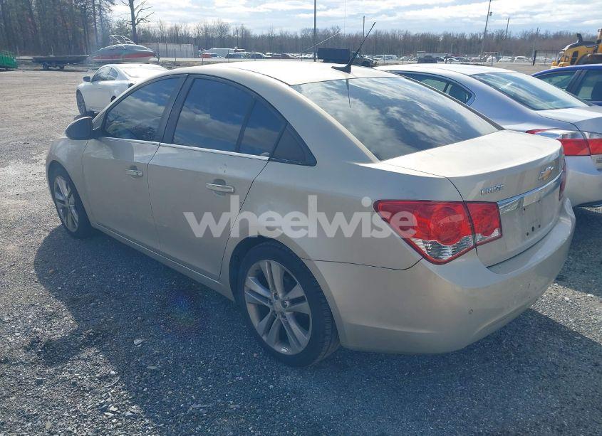 Photo 3 of 2011 Chevrolet Cruze LTZ (VIN 1G1PH5S94B7305374)