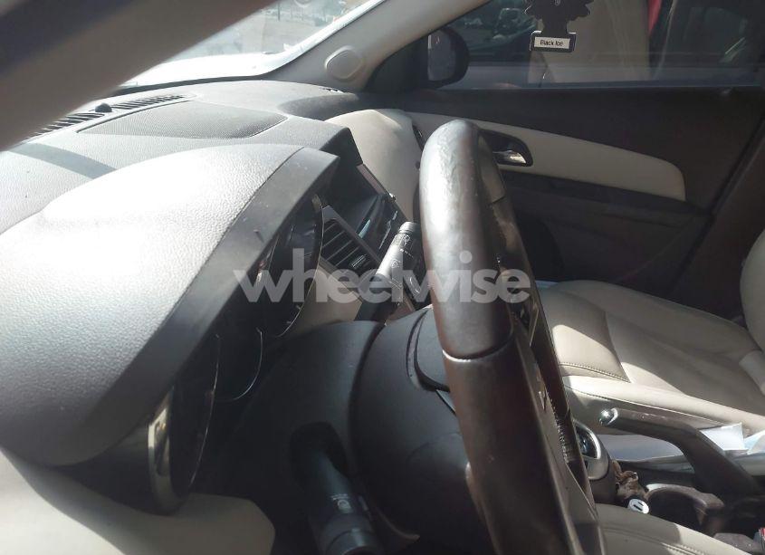 Photo 7 of 2011 Chevrolet Cruze LTZ (VIN 1G1PH5S94B7305374)