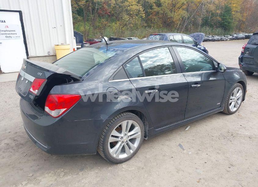 Photo 4 of 2011 Chevrolet Cruze LTZ (VIN 1G1PH5S96B7257344)