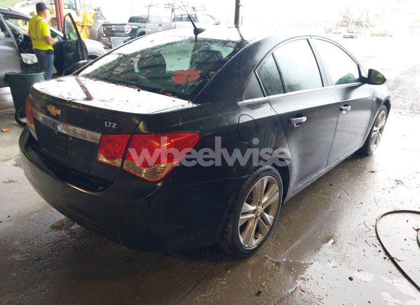 Photo 4 of 2011 Chevrolet Cruze LTZ (VIN 1G1PH5S97B7140016)