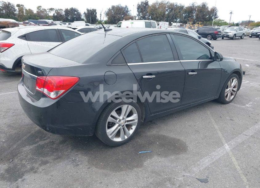 Photo 4 of 2011 Chevrolet Cruze LTZ (VIN 1G1PH5S99B7105221)