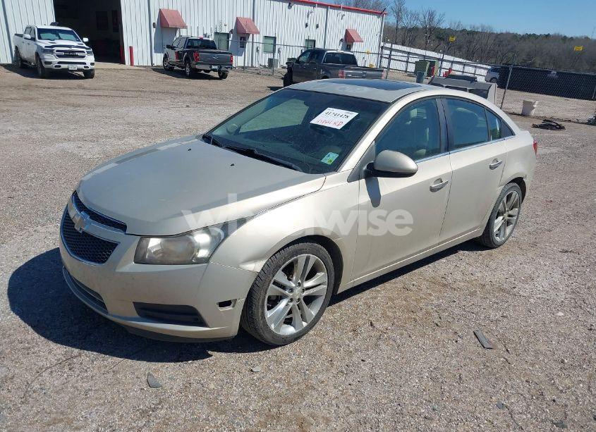 Photo 2 of 2011 Chevrolet Cruze LTZ (VIN 1G1PH5S99B7210812)