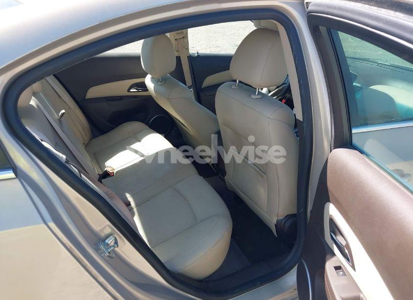 Photo 8 of 2011 Chevrolet Cruze LTZ (VIN 1G1PH5S99B7210812)