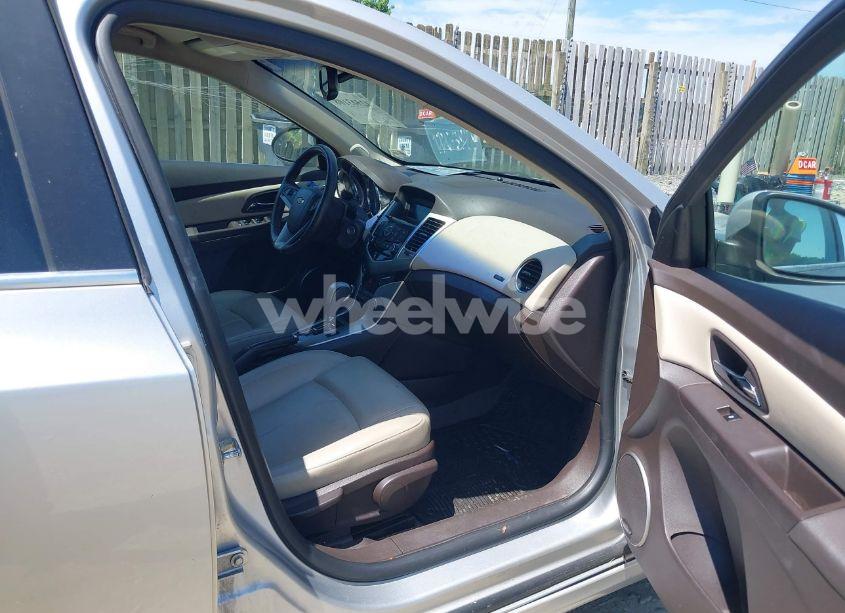 Photo 5 of 2011 Chevrolet Cruze LTZ (VIN 1G1PH5S99B7224001)