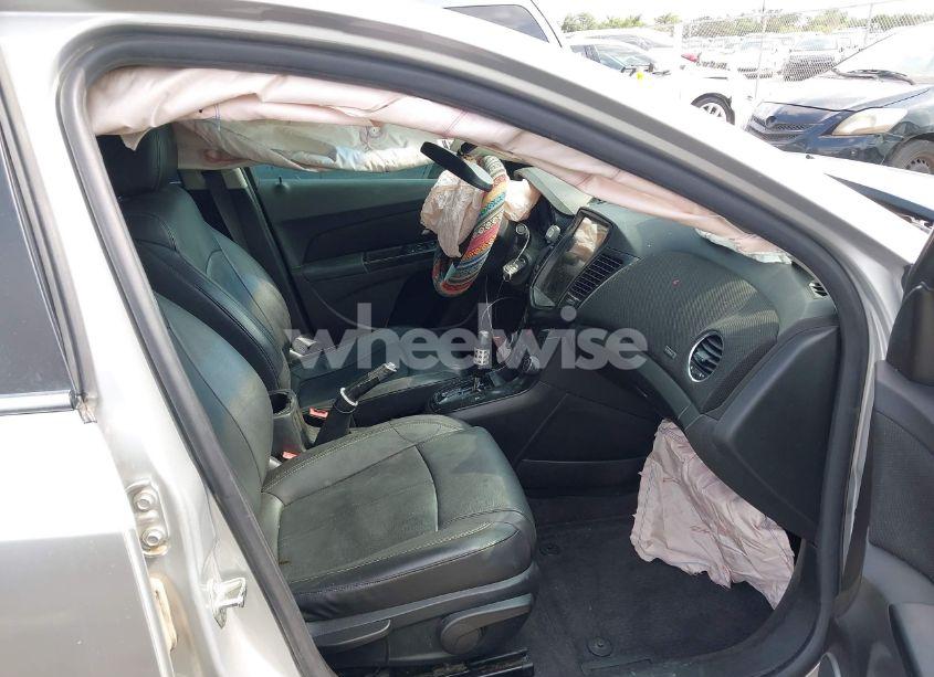 Photo 5 of 2011 Chevrolet Cruze LTZ (VIN 1G1PH5S99B7307265)