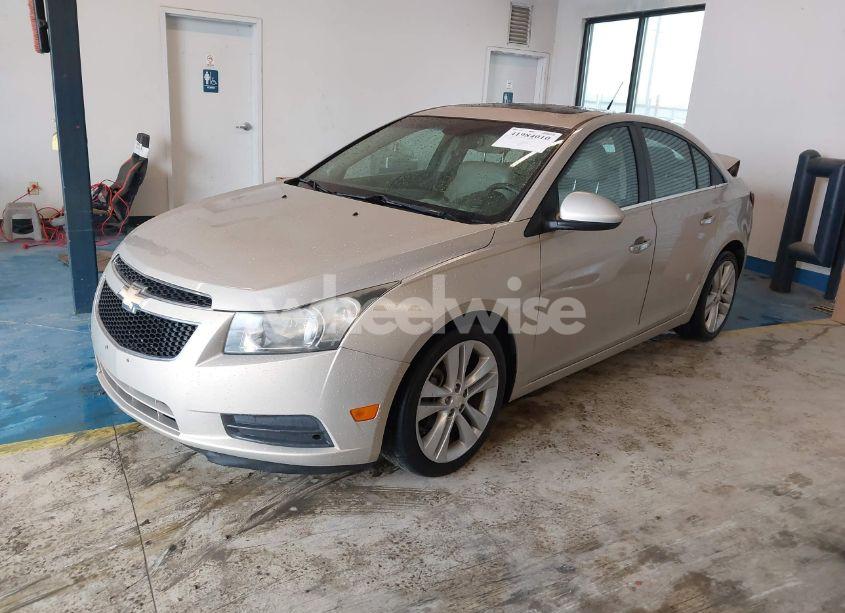 Photo 2 of 2011 Chevrolet Cruze LTZ (VIN 1G1PH5S9XB7251370)
