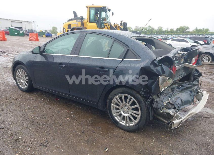 Photo 3 of 2015 Chevrolet Cruze ECO AUTO (VIN 1G1PH5SB8F7130975)