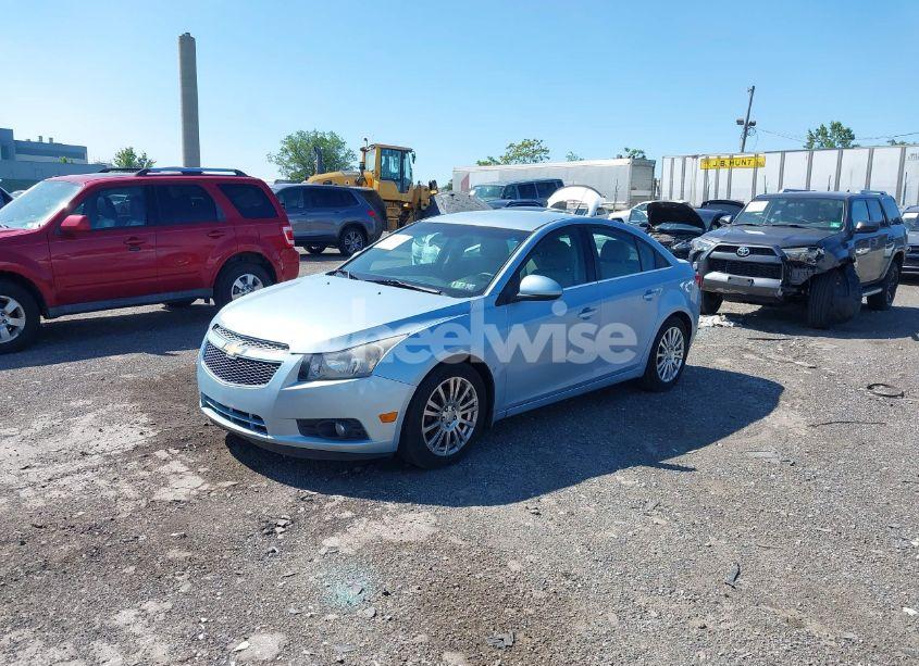 Photo 2 of 2011 Chevrolet Cruze ECO (VIN 1G1PJ5S95B7241298)