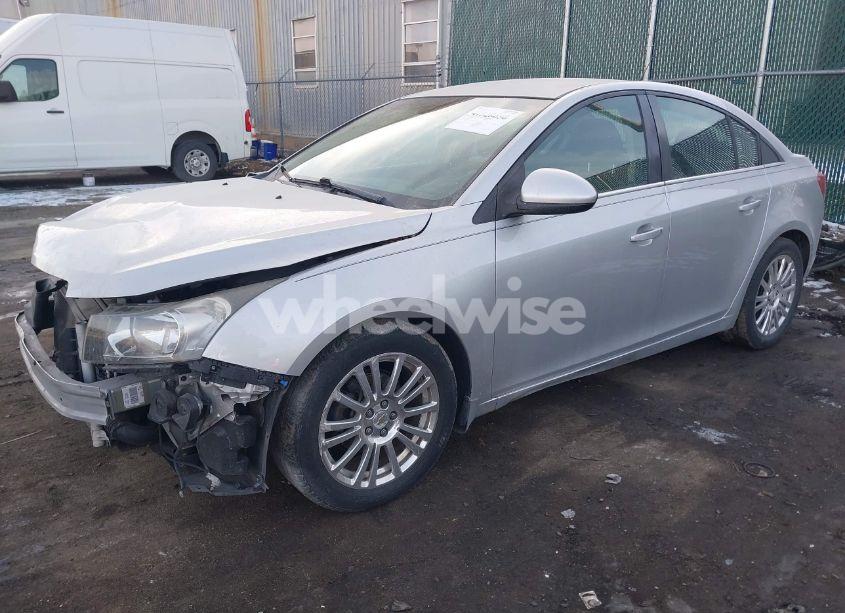 Photo 2 of 2011 Chevrolet Cruze ECO (VIN 1G1PJ5S97B7283603)