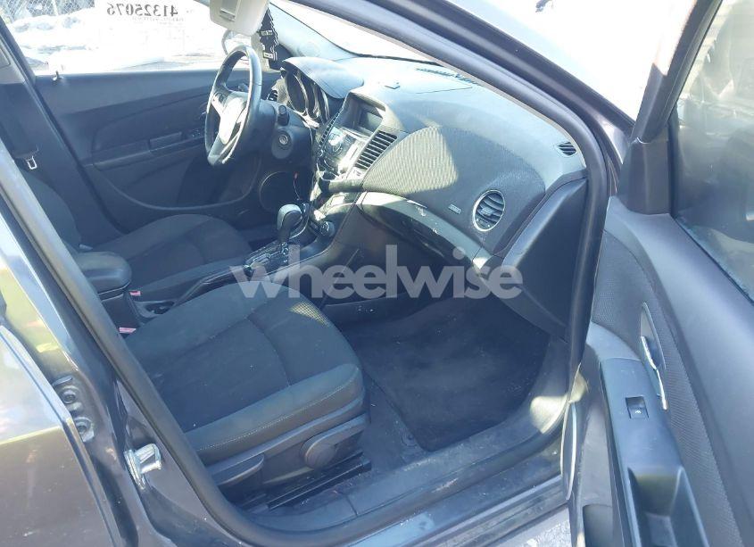 Photo 5 of 2011 Chevrolet Cruze ECO (VIN 1G1PJ5S9XB7232712)