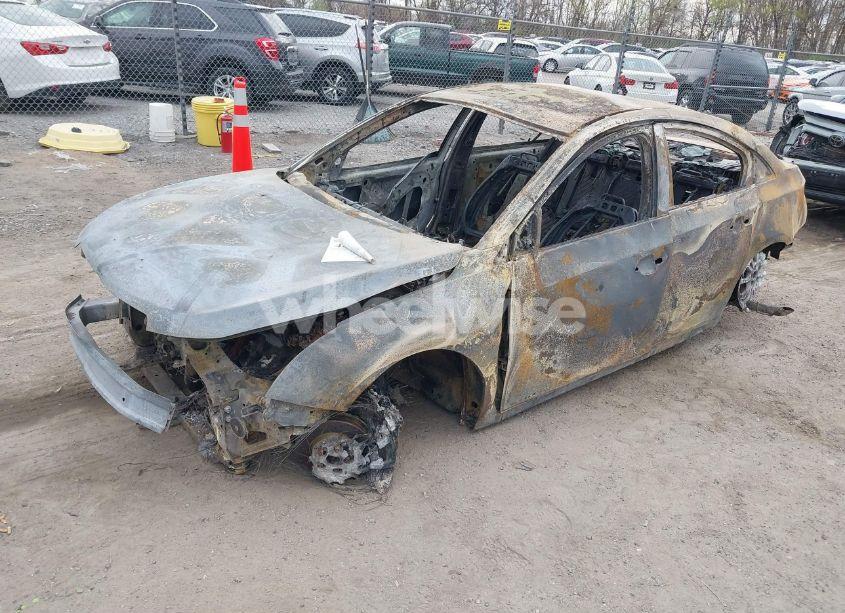 Photo 2 of 2013 Chevrolet Cruze ECO MANUAL (VIN 1G1PJ5SB2D7214436)