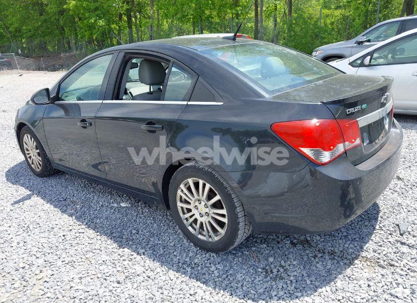 Photo 3 of 2011 Chevrolet Cruze ECO (VIN 1G1PK5S96B7297862)