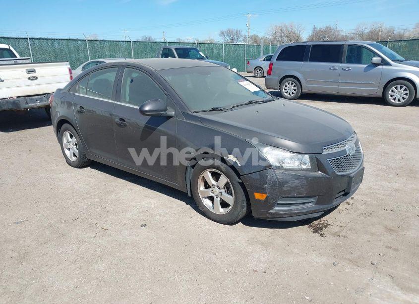 2014 Chevrolet Cruze LT (VIN 1G1PK5SB1E7175305) main photo