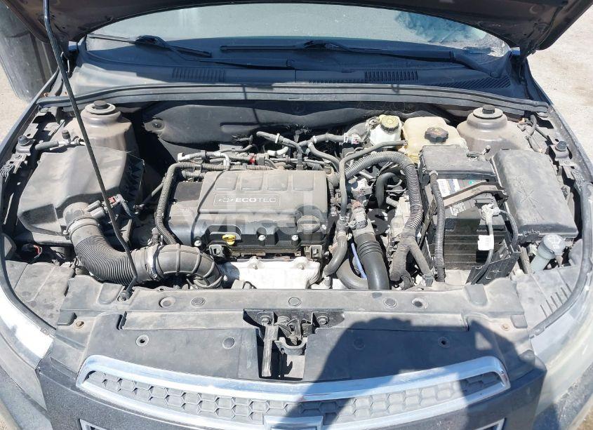 Photo 10 of 2014 Chevrolet Cruze LT (VIN 1G1PK5SB1E7175305)