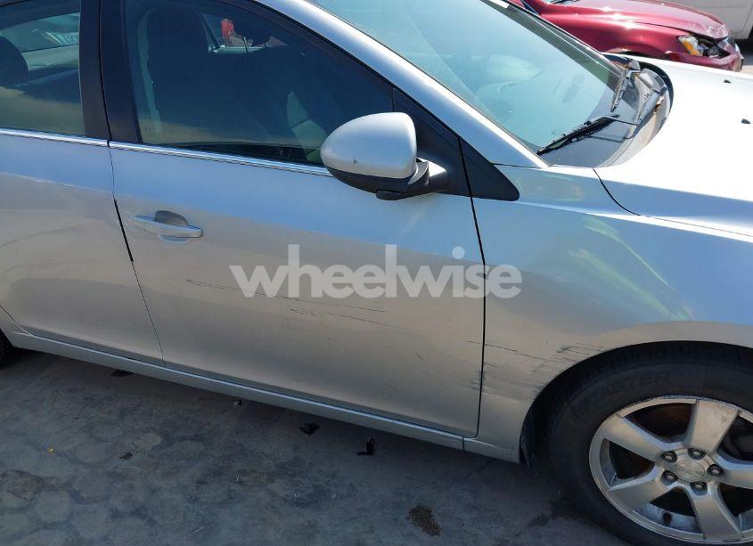 Photo 13 of 2013 Chevrolet Cruze LT (VIN 1G1PK5SB4D7319640)