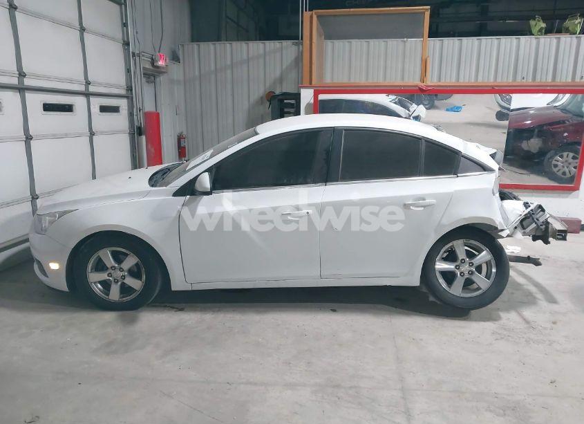 Photo 14 of 2014 Chevrolet Cruze LT (VIN 1G1PK5SB4E7124896)