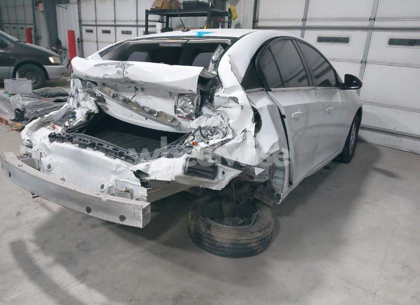 Photo 4 of 2014 Chevrolet Cruze LT (VIN 1G1PK5SB4E7124896)