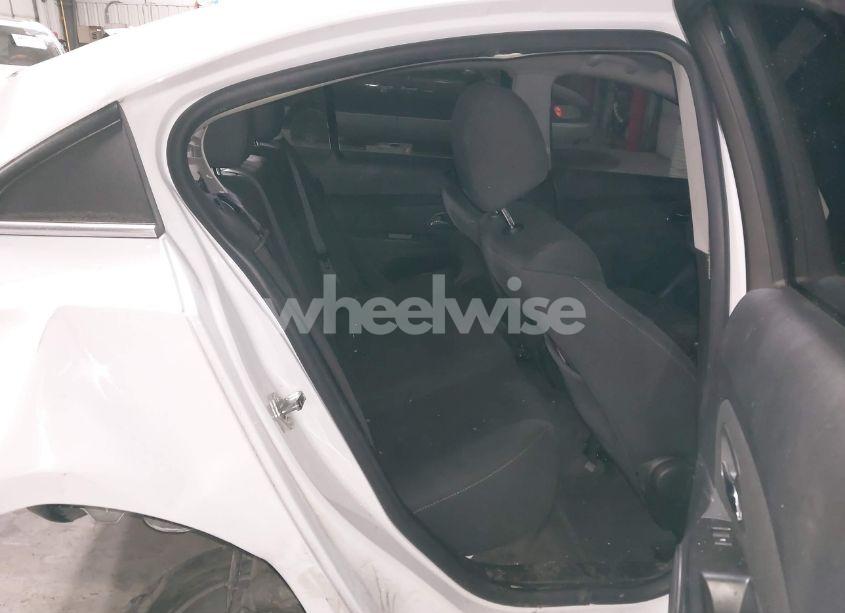 Photo 8 of 2014 Chevrolet Cruze LT (VIN 1G1PK5SB4E7124896)