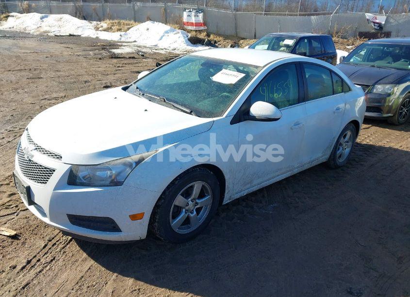 Photo 2 of 2014 Chevrolet Cruze LT (VIN 1G1PK5SB4E7358682)