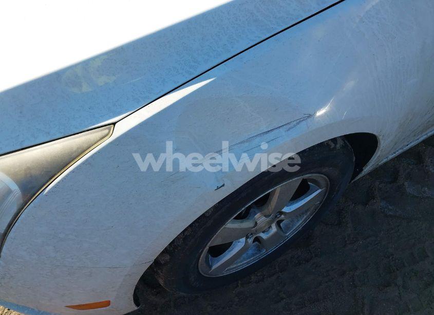 Photo 6 of 2014 Chevrolet Cruze LT (VIN 1G1PK5SB4E7358682)