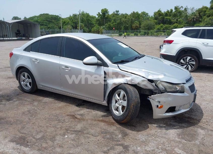 2014 Chevrolet Cruze LT (VIN 1G1PK5SB4E7432389) main photo
