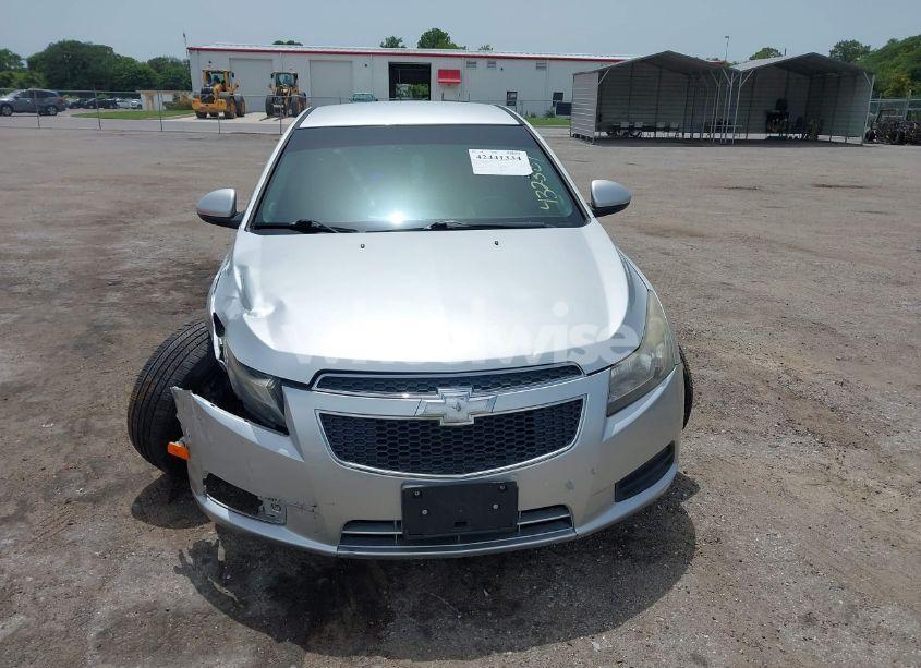 Photo 12 of 2014 Chevrolet Cruze LT (VIN 1G1PK5SB4E7432389)