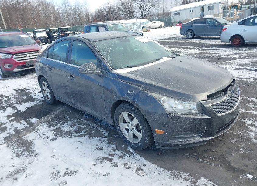 2014 Chevrolet Cruze LT (VIN 1G1PK5SB6E7380103) main photo