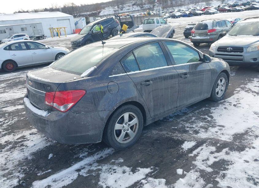 Photo 4 of 2014 Chevrolet Cruze LT (VIN 1G1PK5SB6E7380103)
