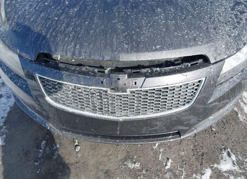 Photo 6 of 2014 Chevrolet Cruze LT (VIN 1G1PK5SB6E7380103)