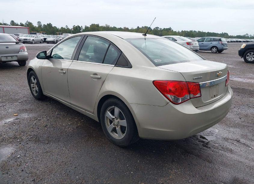 Photo 3 of 2014 Chevrolet Cruze LT (VIN 1G1PK5SB8E7407902)