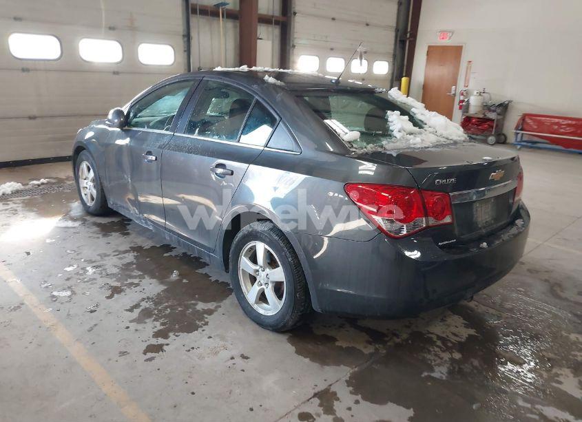 Photo 3 of 2013 Chevrolet Cruze LT (VIN 1G1PK5SB9D7185658)