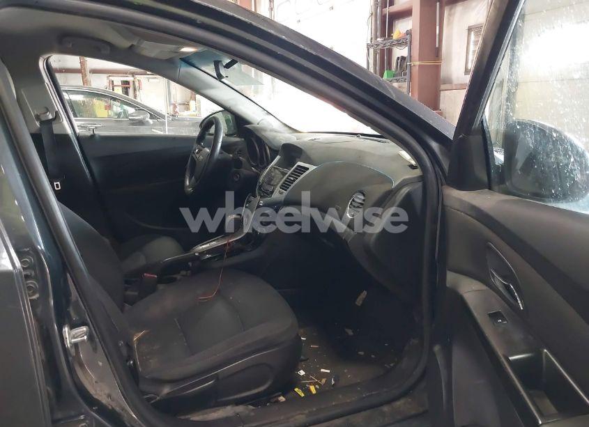 Photo 5 of 2013 Chevrolet Cruze LT (VIN 1G1PK5SB9D7185658)