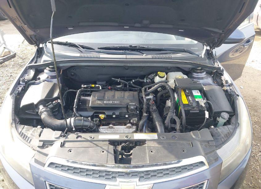 Photo 10 of 2014 Chevrolet Cruze LT (VIN 1G1PK5SB9E7209765)