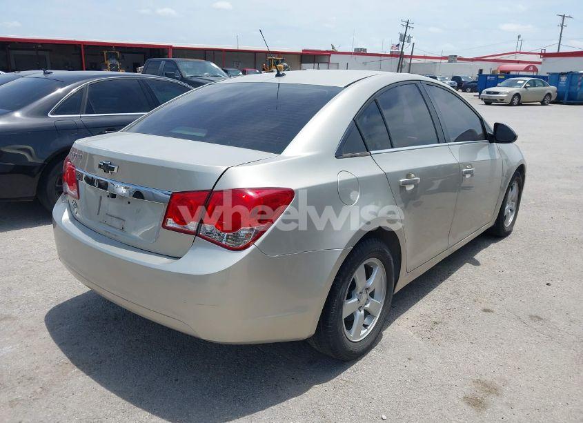 Photo 4 of 2014 Chevrolet Cruze LT (VIN 1G1PK5SB9E7405320)