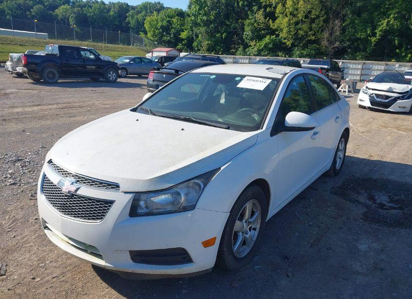 Photo 2 of 2013 Chevrolet Cruze LT (VIN 1G1PK5SBXD7110466)