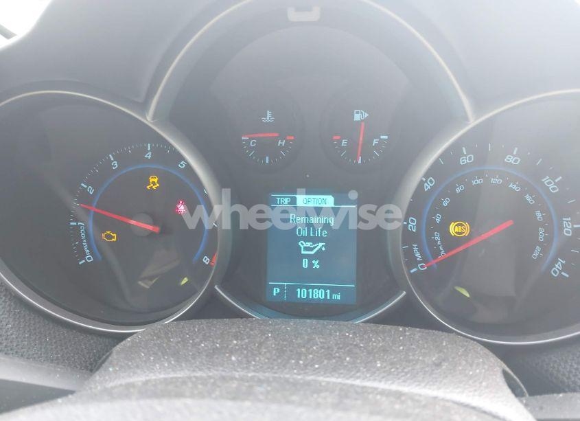 Photo 7 of 2014 Chevrolet Cruze LT (VIN 1G1PK5SBXE7374403)