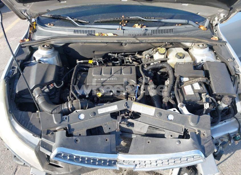 Photo 10 of 2014 Chevrolet Cruze LT (VIN 1G1PK5SBXE7377365)