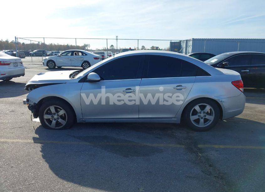 Photo 14 of 2014 Chevrolet Cruze LT (VIN 1G1PK5SBXE7377365)