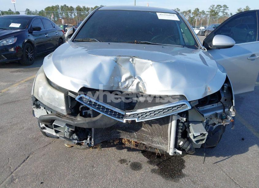 Photo 6 of 2014 Chevrolet Cruze LT (VIN 1G1PK5SBXE7377365)