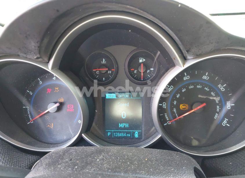 Photo 7 of 2014 Chevrolet Cruze LT (VIN 1G1PK5SBXE7377365)