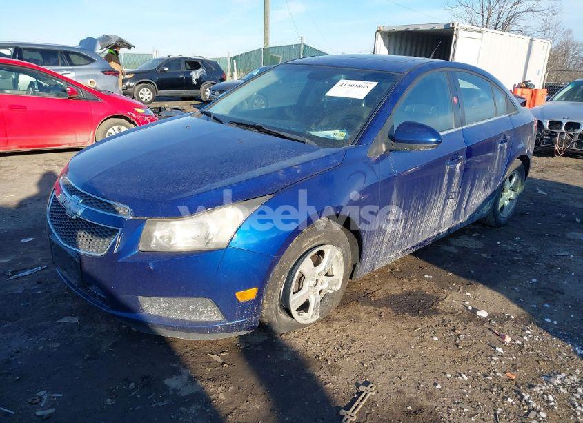Photo 2 of 2012 Chevrolet Cruze 1LT (VIN 1G1PL5SC8C7403173)
