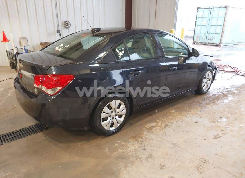 Photo 4 of 2016 Chevrolet Cruze LIMITED (VIN 1G1PL5SH5G7122563)
