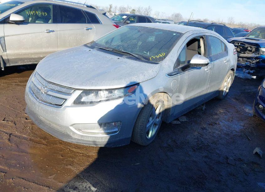 Photo 2 of 2013 Chevrolet Volt (VIN 1G1RA6E40DU101260)