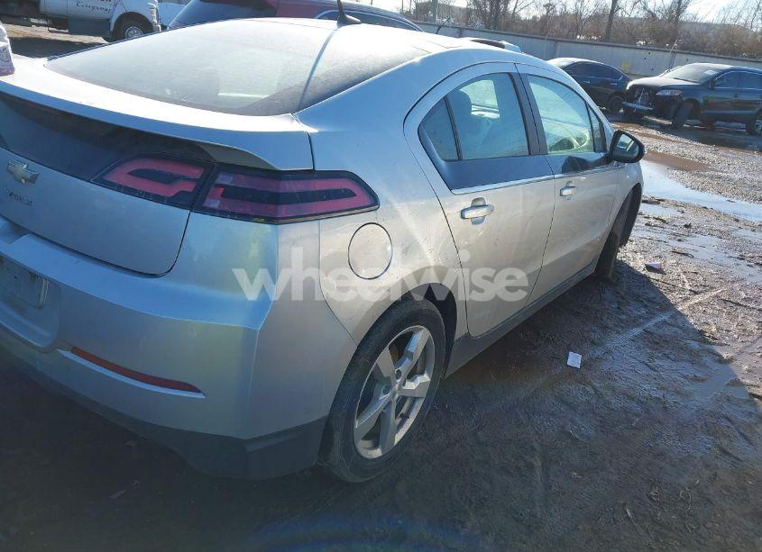 Photo 4 of 2013 Chevrolet Volt (VIN 1G1RA6E40DU101260)