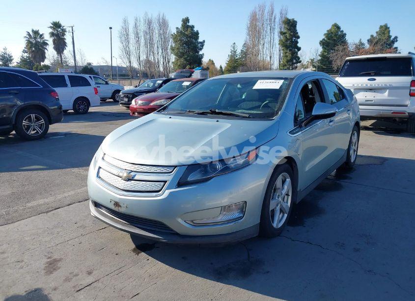 Photo 2 of 2013 Chevrolet Volt (VIN 1G1RA6E40DU104904)
