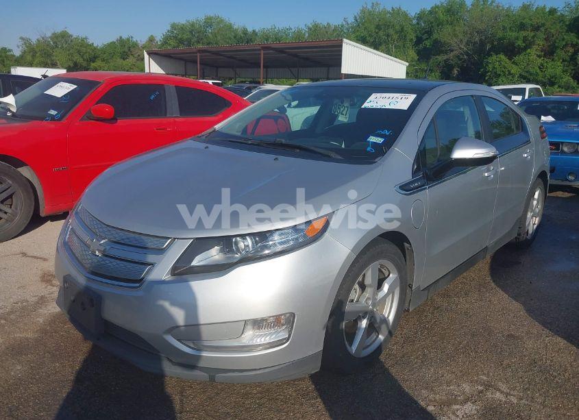 Photo 2 of 2012 Chevrolet Volt (VIN 1G1RA6E41CU122780)