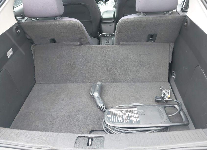 Photo 13 of 2014 Chevrolet Volt (VIN 1G1RA6E42EU132382)