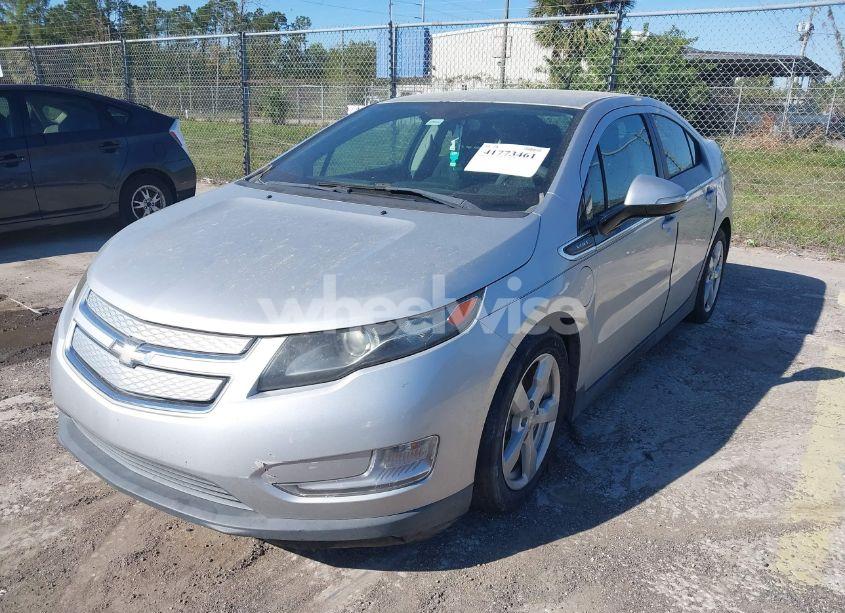 Photo 2 of 2014 Chevrolet Volt (VIN 1G1RA6E42EU170811)